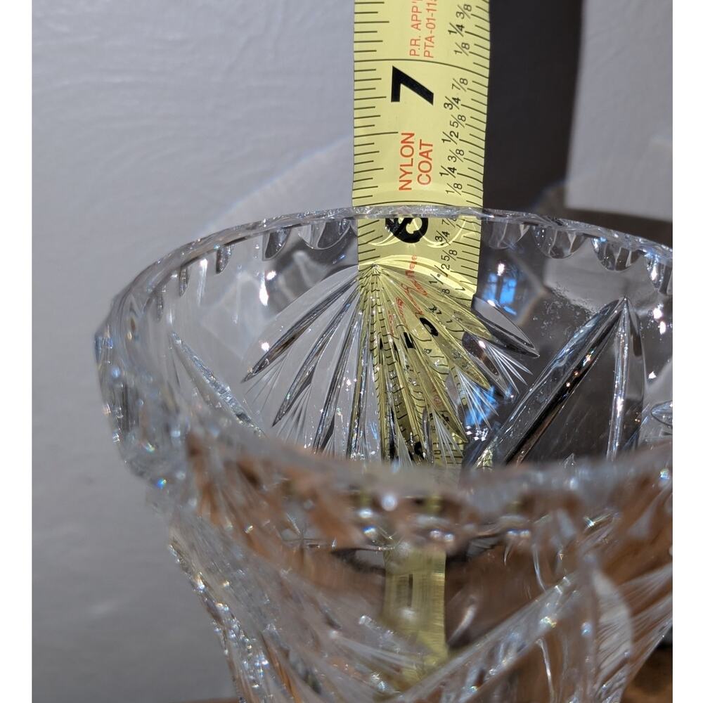 Gorgeous Vintage Cut Crystal Tripod Footed Scalloped Mouth Flower Vase - Picture 9 of 11